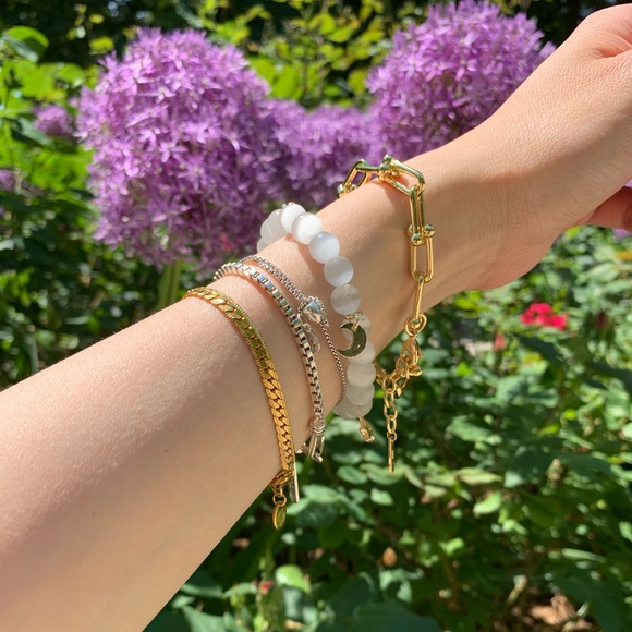 White Moonstone Gemstone Charm Bracelet - Picture 7 of 9